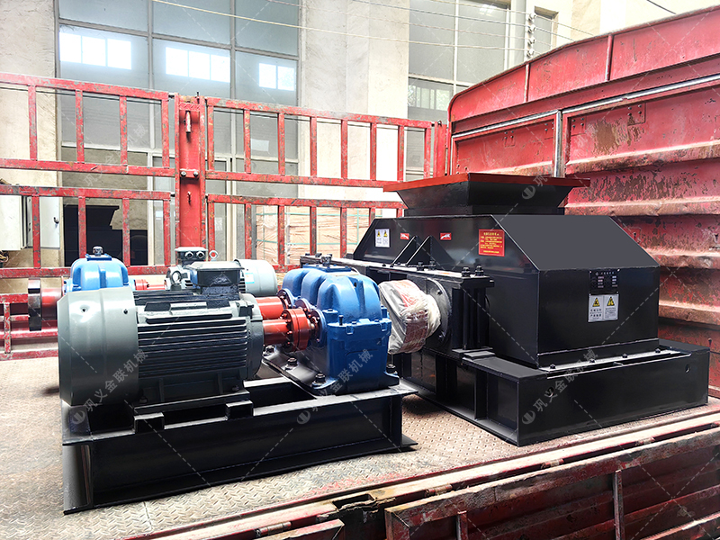 2PG86對(duì)輥破碎機(jī)發(fā)貨 中型破碎機(jī)設(shè)備發(fā)往浙江