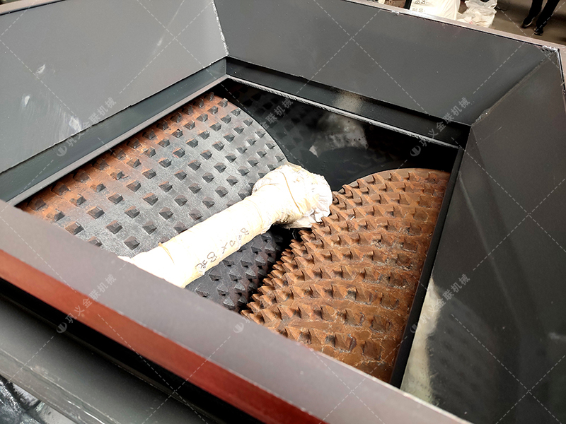 2PGC600X750雙齒輥破碎機發貨圖片_發往湖南婁底_破碎煤塊