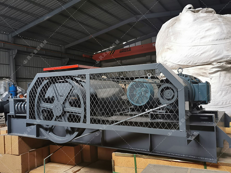 610X400對輥破碎機發(fā)貨圖片_發(fā)往甘肅蘭州_破碎金礦石