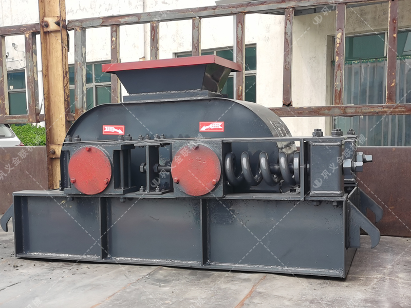 2PGC400*250小型雙齒輥破碎機發(fā)貨圖片_發(fā)往浙江海寧_破碎礦石