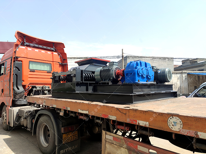 石膏破碎用什么設(shè)備?雙齒輥破碎機廠家哪家好? 石膏破碎用什么設(shè)備?雙齒輥破碎機廠家哪家好?