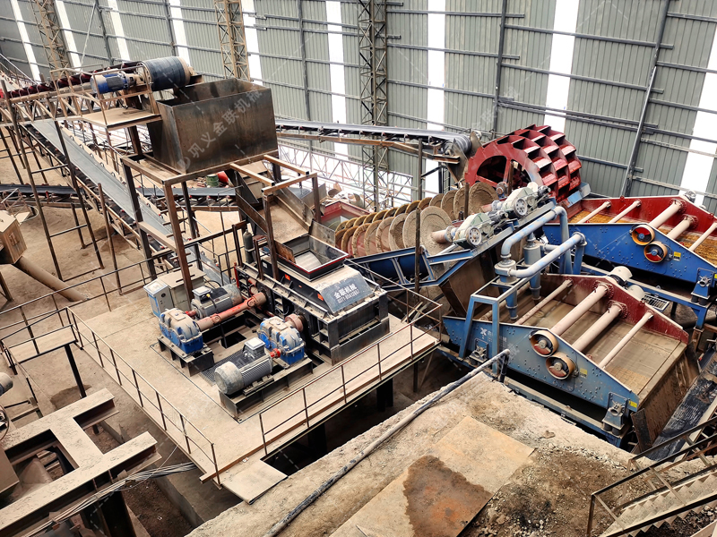 玄武巖制砂能替代河沙用于混凝土嗎？使用對輥破碎機(jī)怎么樣？